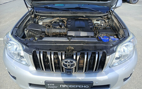 Toyota Land Cruiser Prado 150 рестайлинг 2, 2011 год, 2 950 000 рублей, 11 фотография