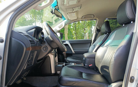 Toyota Land Cruiser Prado 150 рестайлинг 2, 2011 год, 2 950 000 рублей, 20 фотография