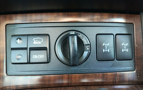 Toyota Land Cruiser Prado 150 рестайлинг 2, 2011 год, 2 950 000 рублей, 24 фотография