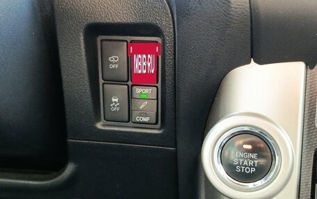 Toyota Land Cruiser Prado 150 рестайлинг 2, 2011 год, 2 950 000 рублей, 23 фотография