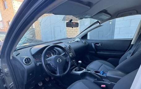 Nissan Qashqai, 2010 год, 300 000 рублей, 4 фотография
