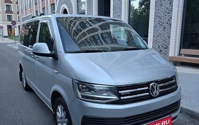 Volkswagen Multivan T6 рестайлинг, 2015 год, 3 149 000 рублей, 1 фотография