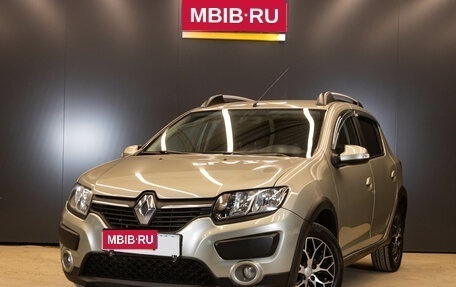 Renault Sandero II рестайлинг, 2015 год, 899 000 рублей, 1 фотография