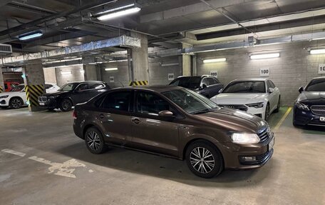 Volkswagen Polo VI (EU Market), 2016 год, 980 000 рублей, 2 фотография