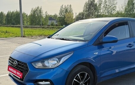 Hyundai Solaris II рестайлинг, 2019 год, 1 335 000 рублей, 8 фотография