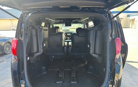 Toyota Alphard III, 2017 год, 3 600 000 рублей, 3 фотография