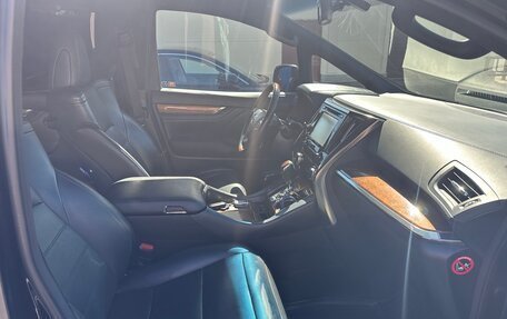 Toyota Alphard III, 2017 год, 3 600 000 рублей, 5 фотография
