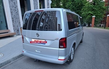 Volkswagen Multivan T6 рестайлинг, 2015 год, 3 149 000 рублей, 3 фотография