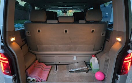 Volkswagen Multivan T6 рестайлинг, 2015 год, 3 149 000 рублей, 6 фотография