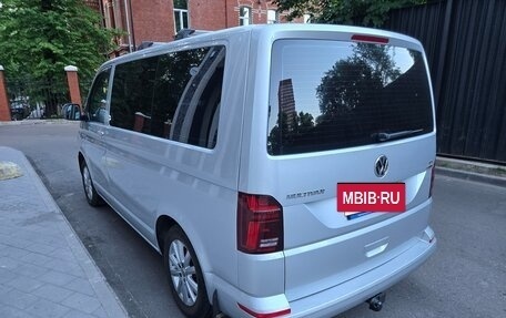 Volkswagen Multivan T6 рестайлинг, 2015 год, 3 149 000 рублей, 4 фотография