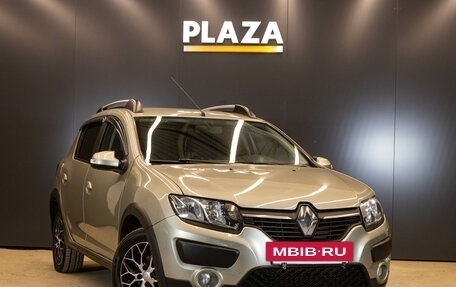 Renault Sandero II рестайлинг, 2015 год, 899 000 рублей, 2 фотография