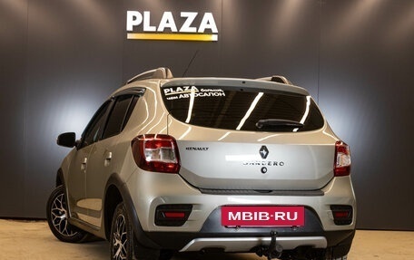 Renault Sandero II рестайлинг, 2015 год, 899 000 рублей, 3 фотография