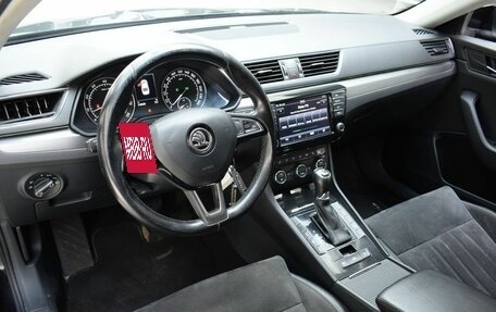 Skoda Superb III рестайлинг, 2015 год, 1 690 000 рублей, 10 фотография