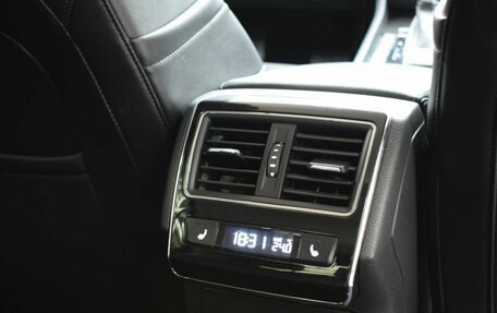 Skoda Superb III рестайлинг, 2015 год, 1 690 000 рублей, 23 фотография