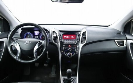Hyundai i30 II рестайлинг, 2014 год, 790 000 рублей, 12 фотография