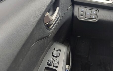Hyundai Solaris II рестайлинг, 2017 год, 1 200 000 рублей, 5 фотография