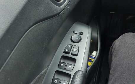 Hyundai Solaris II рестайлинг, 2017 год, 1 200 000 рублей, 4 фотография