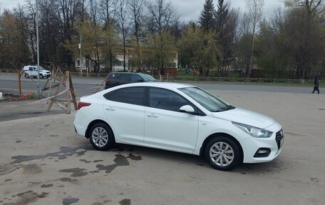 Hyundai Solaris II рестайлинг, 2017 год, 1 200 000 рублей, 8 фотография
