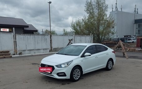 Hyundai Solaris II рестайлинг, 2017 год, 1 200 000 рублей, 10 фотография