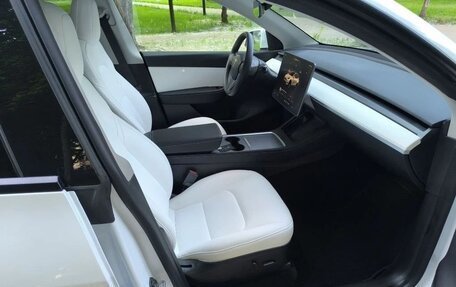 Tesla Model Y I, 2022 год, 3 680 000 рублей, 16 фотография
