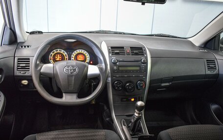 Toyota Corolla, 2010 год, 990 000 рублей, 6 фотография