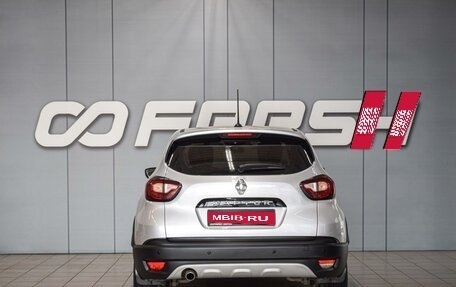 Renault Kaptur I рестайлинг, 2020 год, 1 500 000 рублей, 4 фотография
