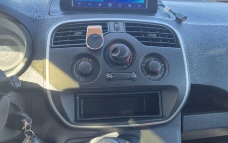 Renault Kangoo II рестайлинг, 2014 год, 950 000 рублей, 6 фотография