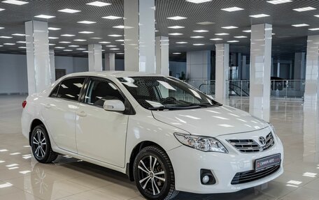 Toyota Corolla, 2011 год, 890 000 рублей, 3 фотография