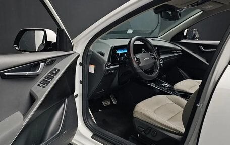 KIA Niro, 2022 год, 1 790 000 рублей, 5 фотография