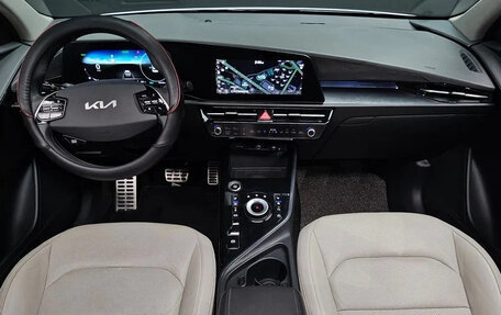 KIA Niro, 2022 год, 1 790 000 рублей, 7 фотография