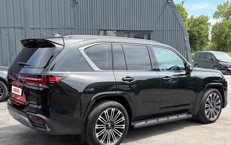 Lexus LX, 2022 год, 17 000 000 рублей, 2 фотография