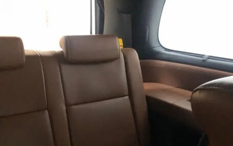 Toyota Sequoia II рестайлинг, 2011 год, 3 800 000 рублей, 7 фотография