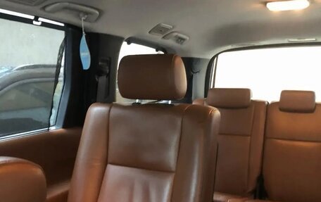 Toyota Sequoia II рестайлинг, 2011 год, 3 800 000 рублей, 10 фотография