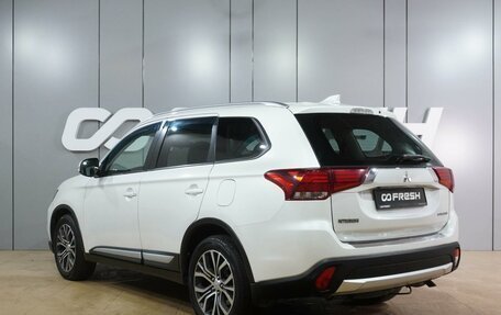 Mitsubishi Outlander III рестайлинг 3, 2017 год, 2 149 000 рублей, 2 фотография