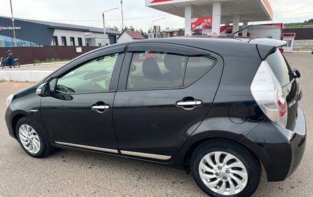 Toyota Aqua I, 2014 год, 860 000 рублей, 3 фотография