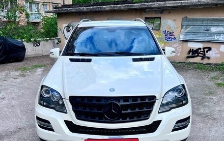 Mercedes-Benz M-Класс, 2011 год, 1 420 000 рублей, 2 фотография