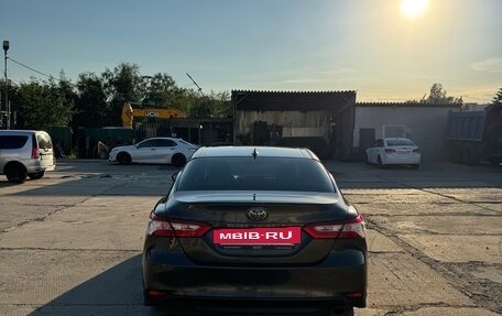 Toyota Camry, 2018 год, 2 650 000 рублей, 11 фотография