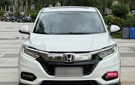 Honda Vezel, 2022 год, 1 225 000 рублей, 2 фотография