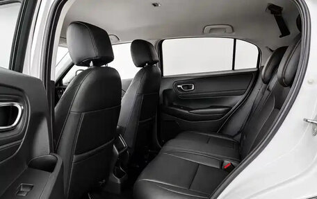 Honda Vezel, 2023 год, 1 570 000 рублей, 12 фотография