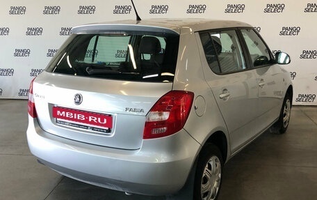 Skoda Fabia II, 2013 год, 849 000 рублей, 4 фотография