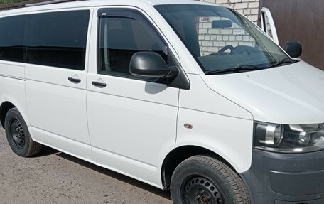 Volkswagen Caravelle T5, 2011 год, 1 500 000 рублей, 4 фотография