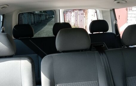 Volkswagen Caravelle T5, 2011 год, 1 500 000 рублей, 9 фотография