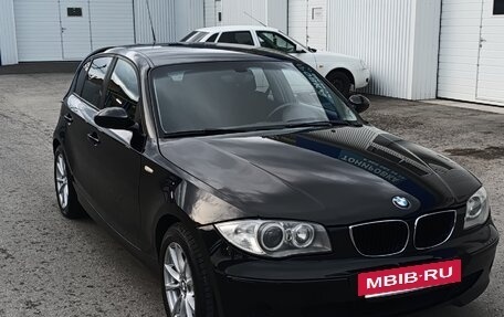 BMW 1 серия, 2011 год, 870 000 рублей, 10 фотография
