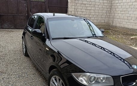 BMW 1 серия, 2011 год, 870 000 рублей, 13 фотография