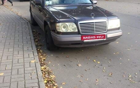 Mercedes-Benz E-Класс, 1994 год, 440 000 рублей, 32 фотография