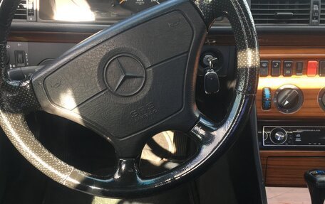 Mercedes-Benz E-Класс, 1994 год, 440 000 рублей, 31 фотография