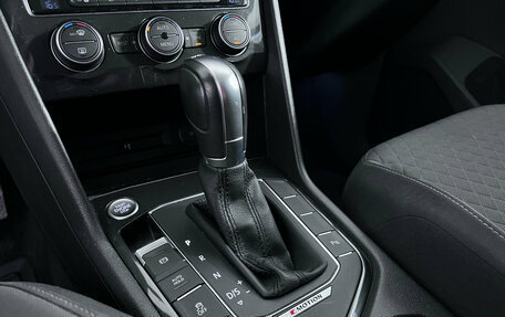 Volkswagen Tiguan II, 2017 год, 2 699 000 рублей, 4 фотография