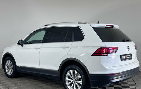 Volkswagen Tiguan II, 2017 год, 2 699 000 рублей, 16 фотография