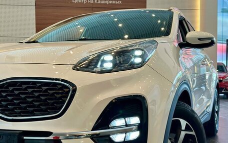 KIA Sportage IV рестайлинг, 2019 год, 2 449 900 рублей, 7 фотография