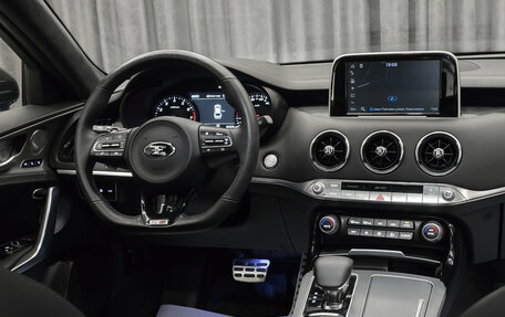 KIA Stinger I, 2018 год, 2 599 000 рублей, 14 фотография